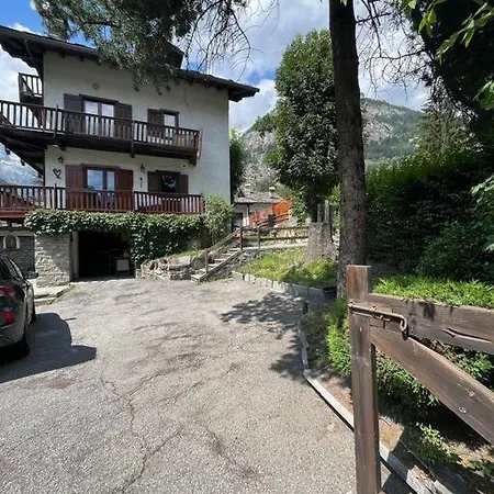 Daire Le Grenier Du Geant Courmayeur