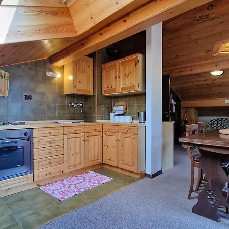 Le Grenier Du Geant Apartament Courmayeur